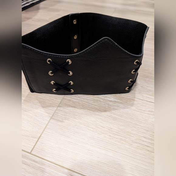 Black Faux Leather Corset Belt – Elastic Waist – Adjustable - Picture 3 of 5